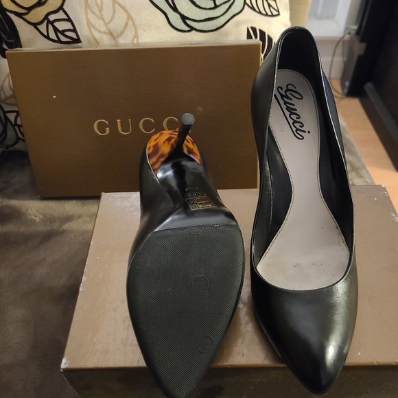 Gucci Pumps - Picture 7 of 7